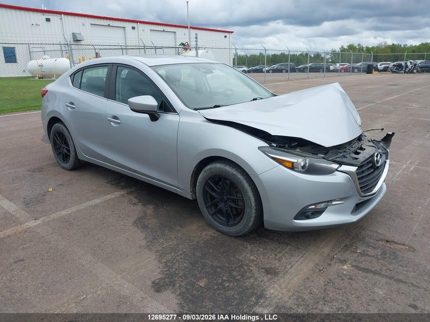 2018 Mazda Mazda3 Gt, Удар спереду, IAAI, VIN 3MZBN1W37JM216070