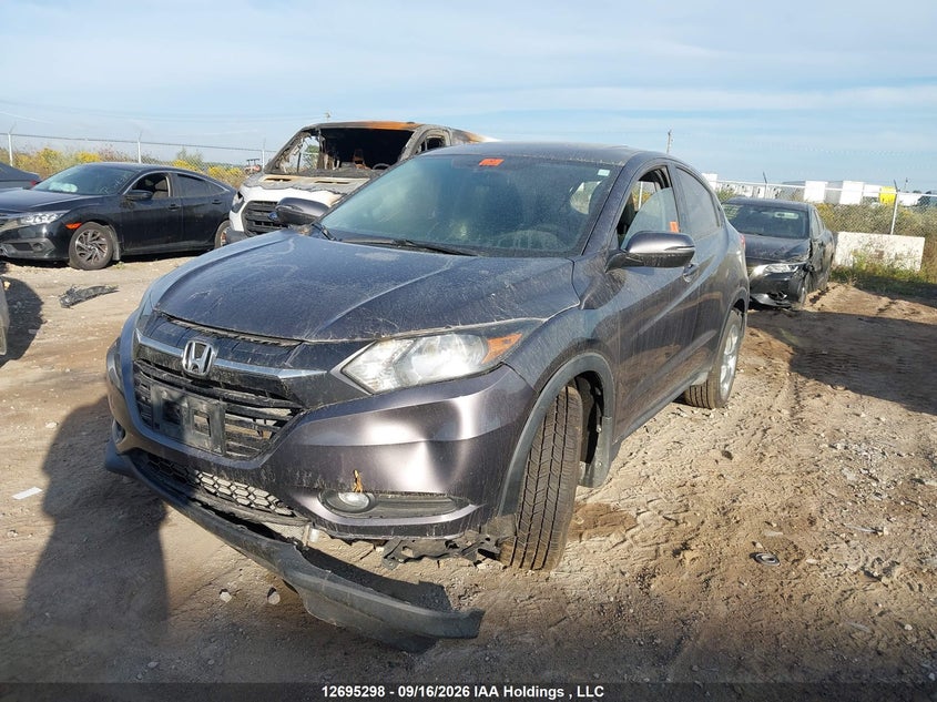 2016 Honda HR-V, Right Side, IAAI, VIN 3CZRU6H52GM111925 — photo 2