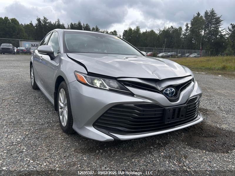 Vin: 4t1b31hk2ju003726, lot: 3100421, toyota camry le 2018 img_1