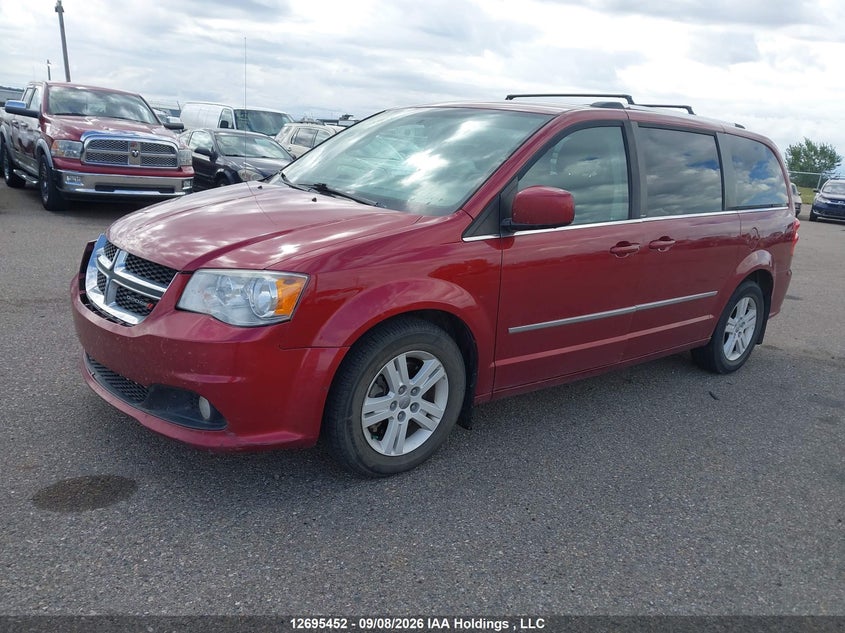 2014 Dodge Caravan, Front, IAAI, VIN 2C4RDGDGXER144549 — photo 2