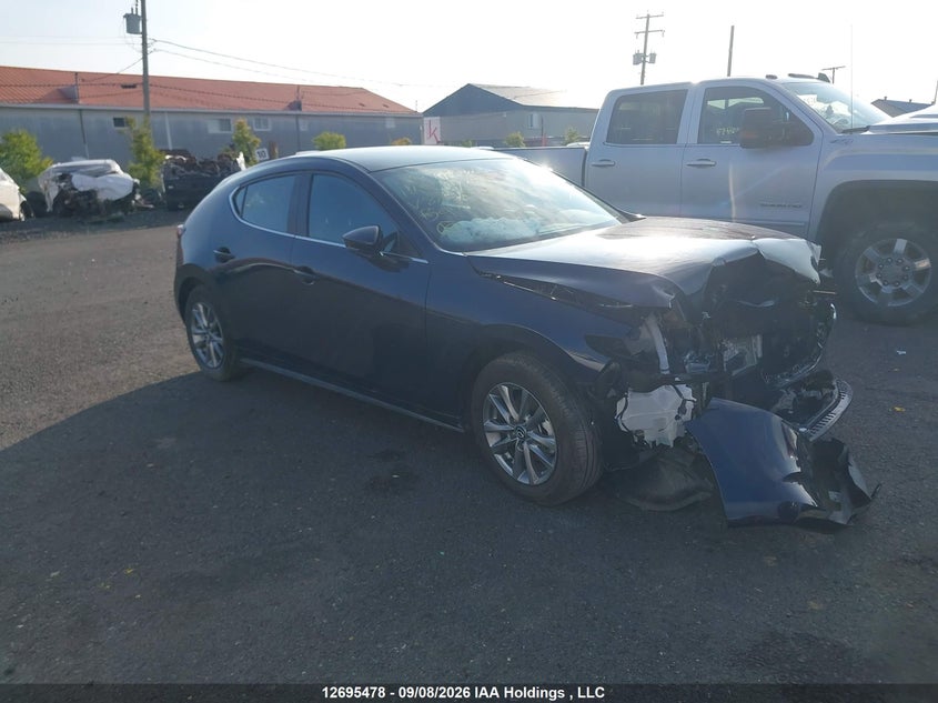 Vin: jm1bpakl8t1885340, lot: 3100538, mazda mazda3 sport gx 2026 img_1