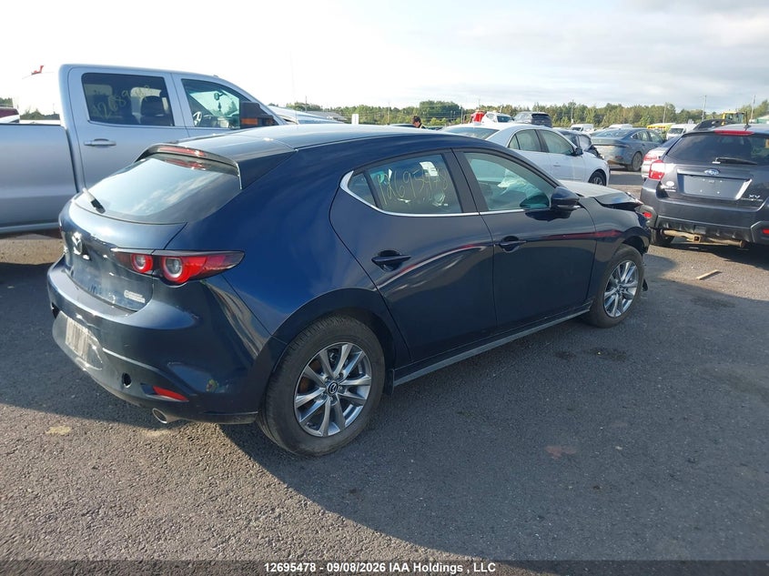 Vin: jm1bpakl8t1885340, lot: 3100538, mazda mazda3 sport gx 20264