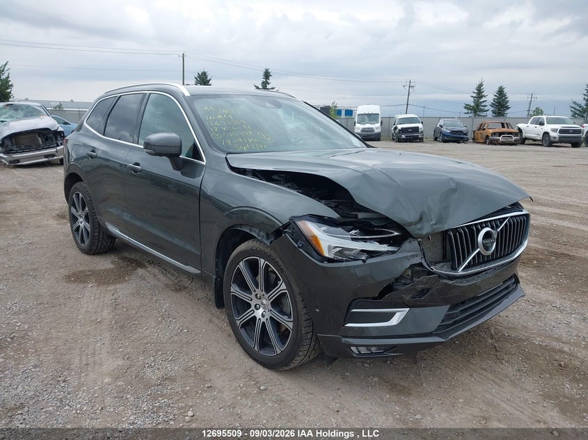 2018 Volvo Xc60 T6/Inscription, Удар спереди, IAAI, VIN YV4A22RL6J1010998