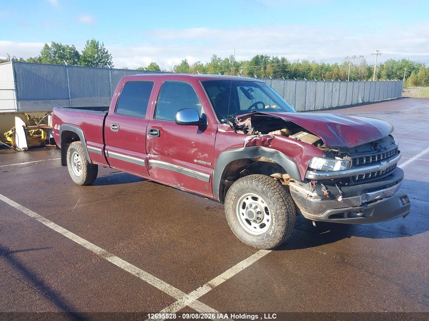 2002 Chevrolet Silverado 1500Hd Ls/Lt, Удар спереди, IAAI, VIN 1GCGK13U42F211179