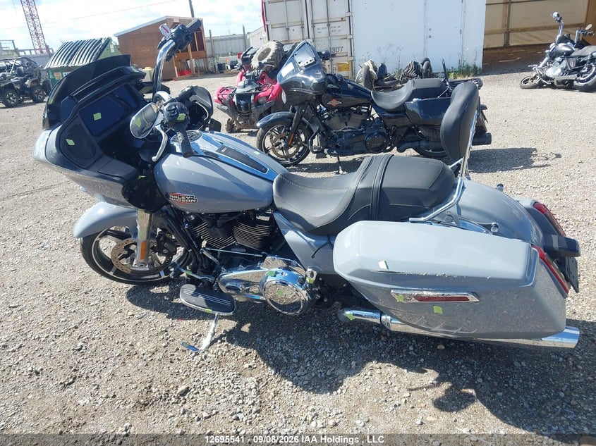2026 HARLEY-DAVIDSON ROAD GLIDE SPORT_BIKE 2
