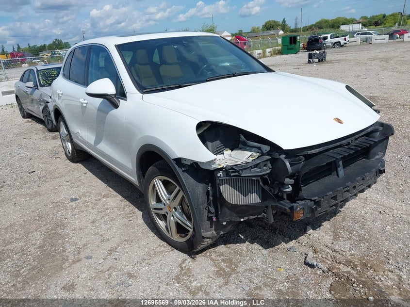2017 Porsche Cayenne S, Удар спереду, IAAI, VIN WP1AB2A28HLA51636