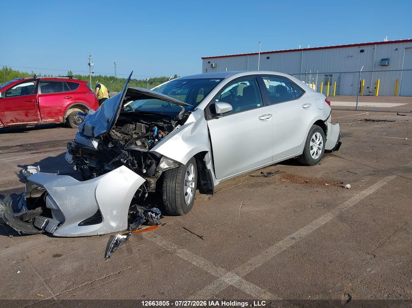 2019 Toyota Corolla, Front, IAAI, VIN 2T1BURHE2KC197005 — photo 2