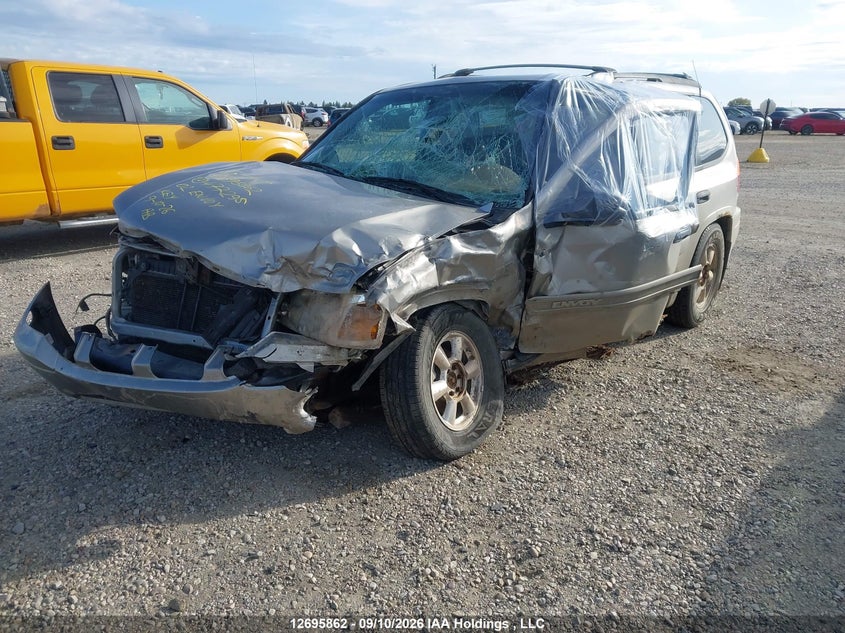 2002 GMC Envoy, Front, IAAI, VIN 1GKDT13S622477295 — photo 2