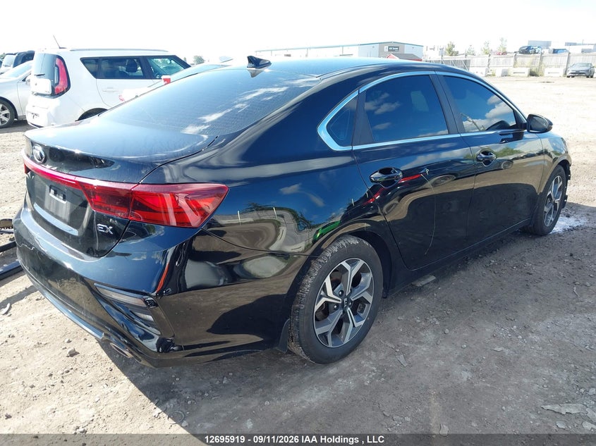 Vin: 3kpf54ad4me392143, lot: 3101039, kia forte 20214