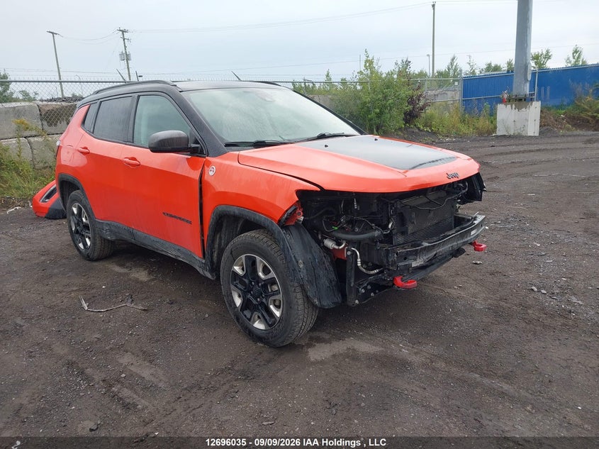 2018 Jeep Compass Trailhawk, Front, IAAI, VIN 3C4NJDDB8JT260284