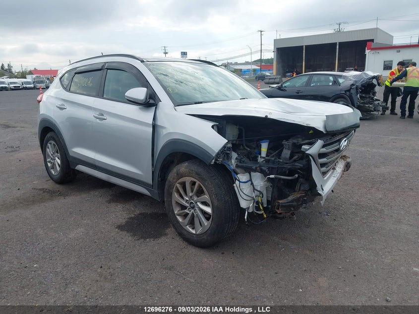 2017 Hyundai Tucson Se, Удар спереди, IAAI, VIN KM8J3CA4XHU514971