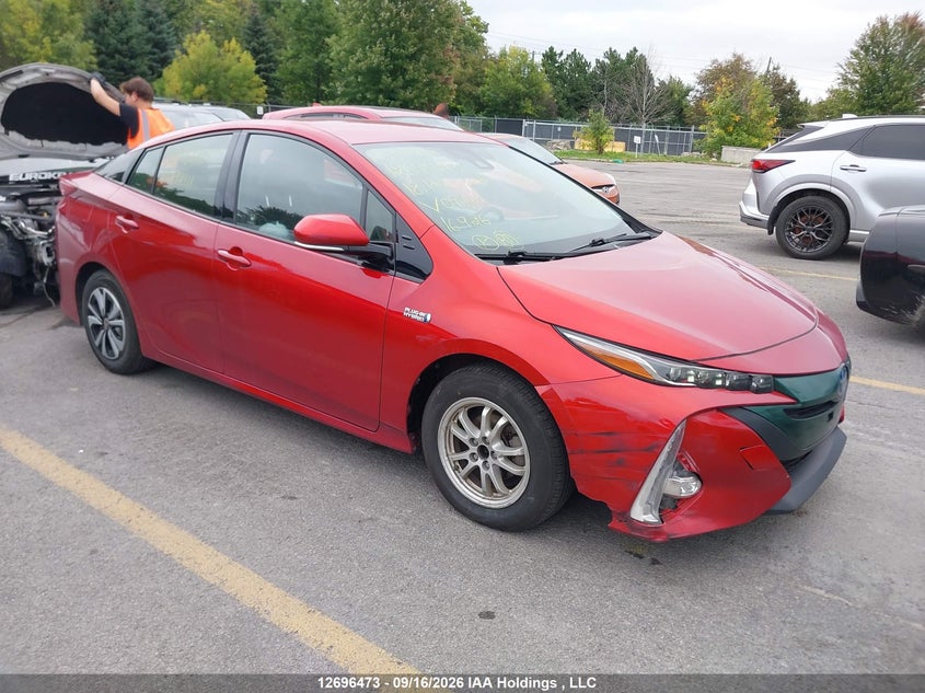 Vin: jtdkarfpxj3097111, lot: 3101621, toyota prius prime 2018 img_1