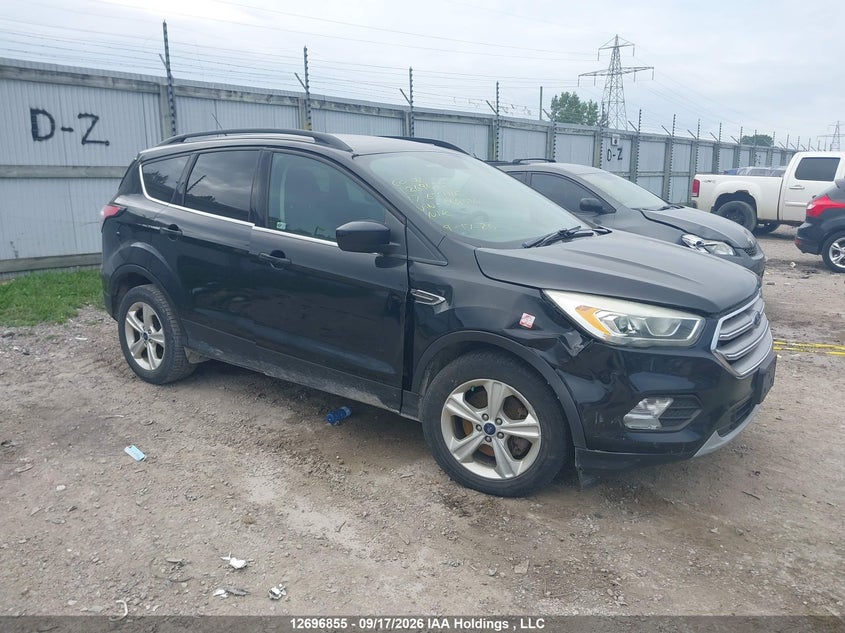 Vin: 1fmcu0g93huc68580, lot: 3102020, ford escape se 2017 img_1