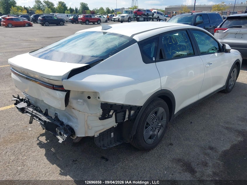 Vin: 3kpft4de1te282398, lot: 3102023, kia k4 lx 20264
