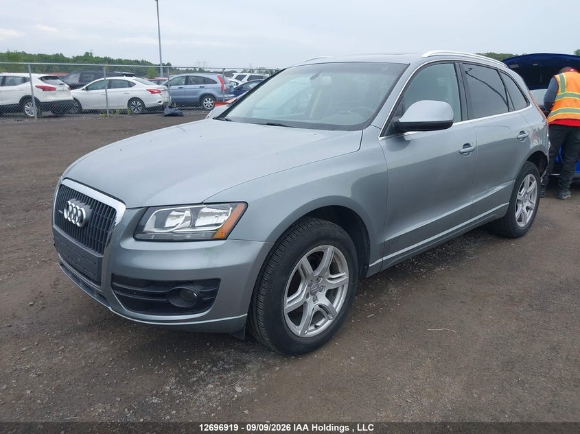 2011 Audi Q5, Удар ззаду, IAAI, VIN WA1LFCFP6BA091090 — фото 2