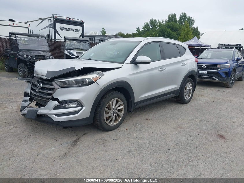 2016 Hyundai Tucson, Удар спереду, IAAI, VIN KM8J33A48GU217373 — фото 2