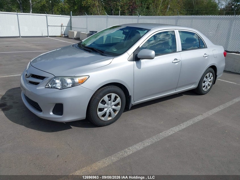 2012 Toyota Corolla, Благодійність, IAAI, VIN 2T1BU4EE4CC891297 — фото 2