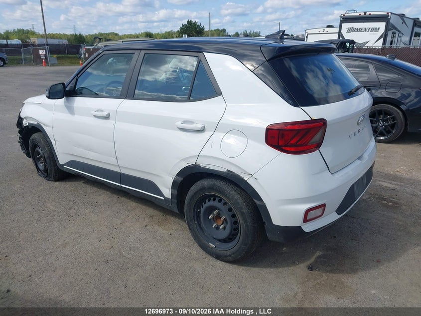 Vin: kmhrb8a37nu198371, lot: 3102139, hyundai venue essential auto ivt with two-tone body colour 20223