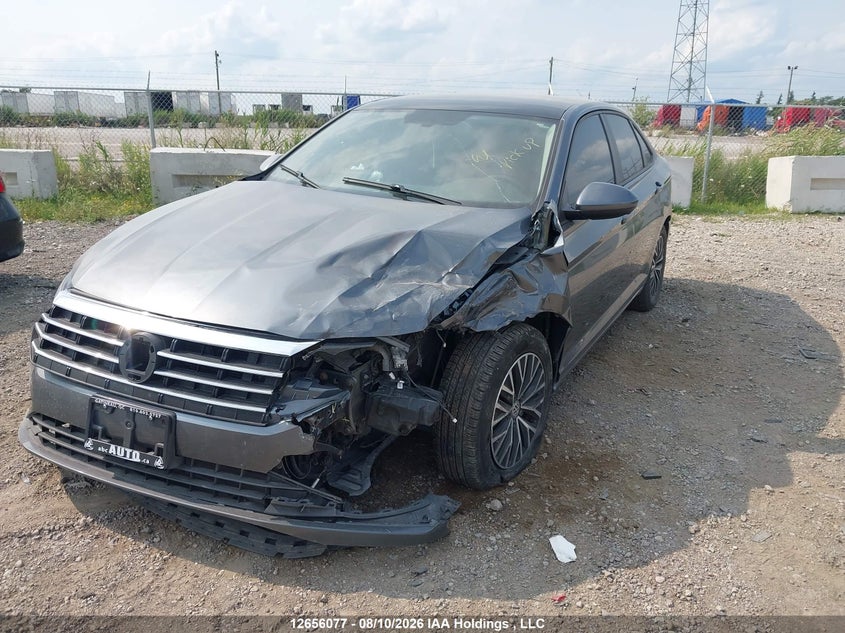 2019 Volkswagen Jetta 1.4 Tsi Highline, Удар спереди, IAAI, VIN 3VWE57BUXKM075608 — фото 2