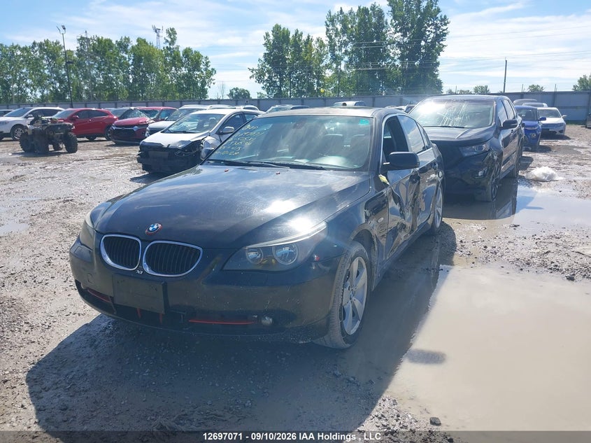 2006 BMW 5er, Left Side, IAAI, VIN WBANF33566CS36539 — photo 2