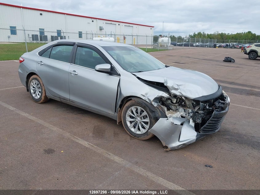 Vin: 4t1bf1fk0fu943766, lot: 3102507, toyota camry le/xle/se/xse 2015 img_1