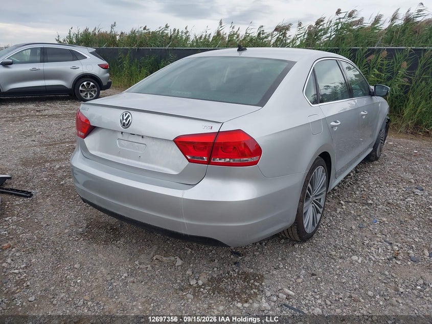 Vin: 1vwbs7a3xfc017445, lot: 3102565, volkswagen passat se 20154