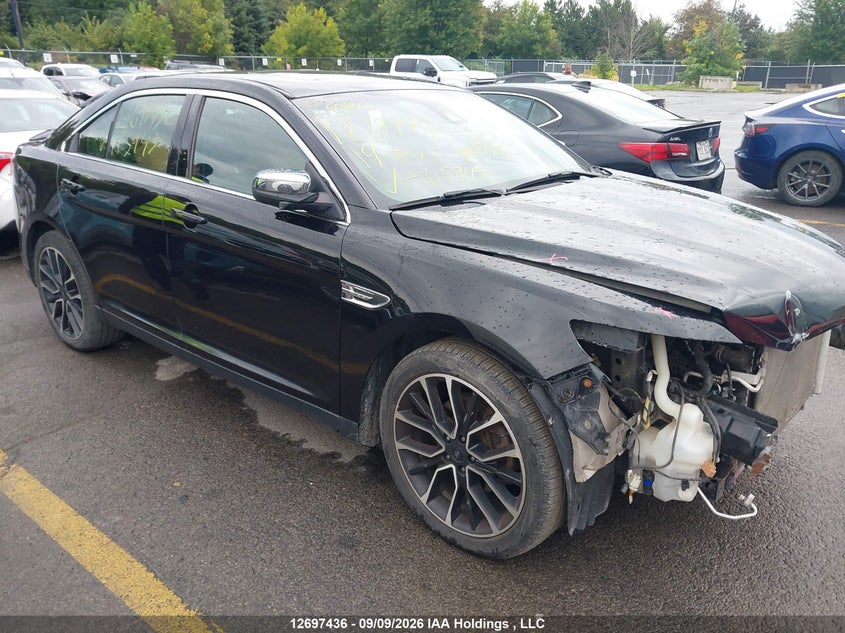 2019 Ford Taurus Limited, Удар спереду, IAAI, VIN 1FAHP2J84KG115943