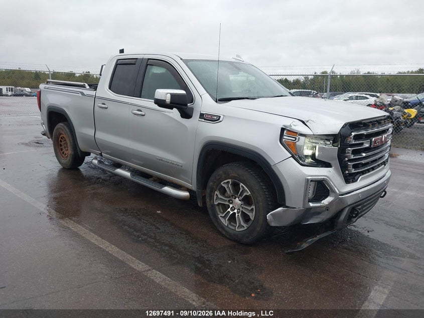 GMC SIERRA 1500 SLT