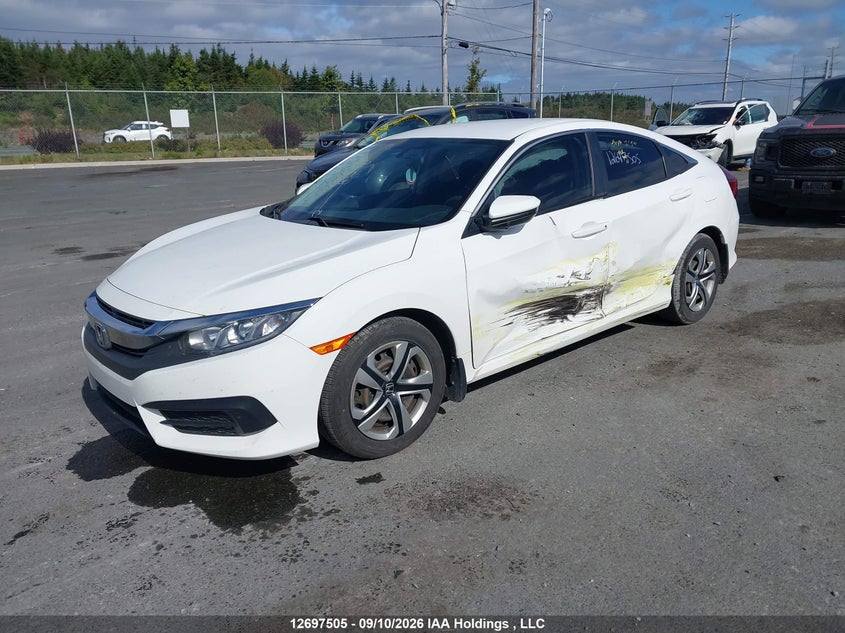 2018 Honda Civic, Лівий бік, IAAI, VIN 2HGFC2F58JH020205 — фото 2