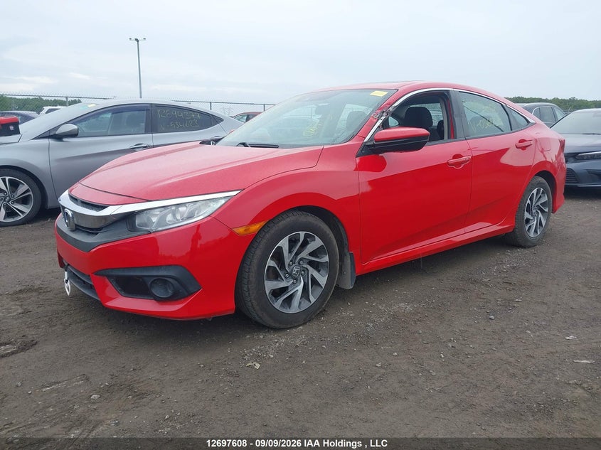 2017 Honda Civic, Левый бок, IAAI, VIN 2HGFC2F83HH036039 — фото 2