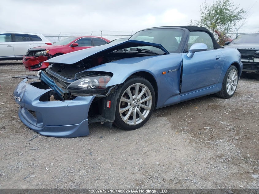 2006 Honda S2000, Right Front, IAAI, VIN JHMAP21436S001880 — photo 2