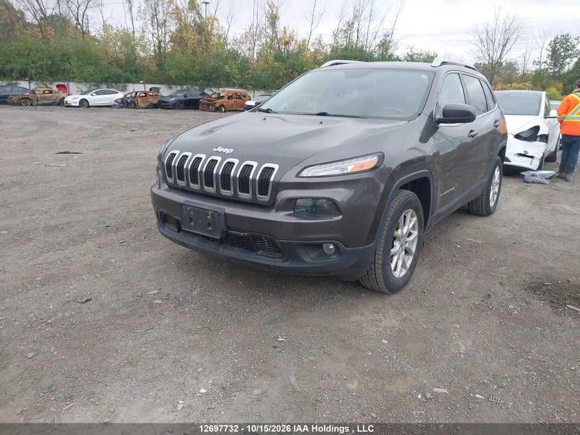 Vin: 1c4pjmcb8ew323183, lot: 3102948, jeep cherokee north 20142