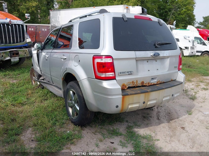 Vin: 1fmcu9eg0akc85747, lot: 3102958, ford escape limited 20103