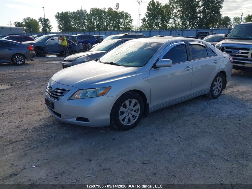 2007 Toyota Camry Hybrid, Front, IAAI, VIN 4T1BB46K57U005745 — photo 2