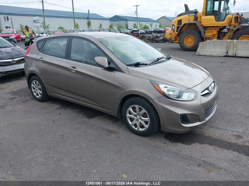 Vin: kmhct5ae2du123207, lot: 3103199, hyundai accent gl 2013 img_1