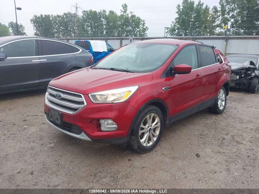 Vin: 1fmcu0gdxhub55133, lot: 3103273, ford escape se 20172