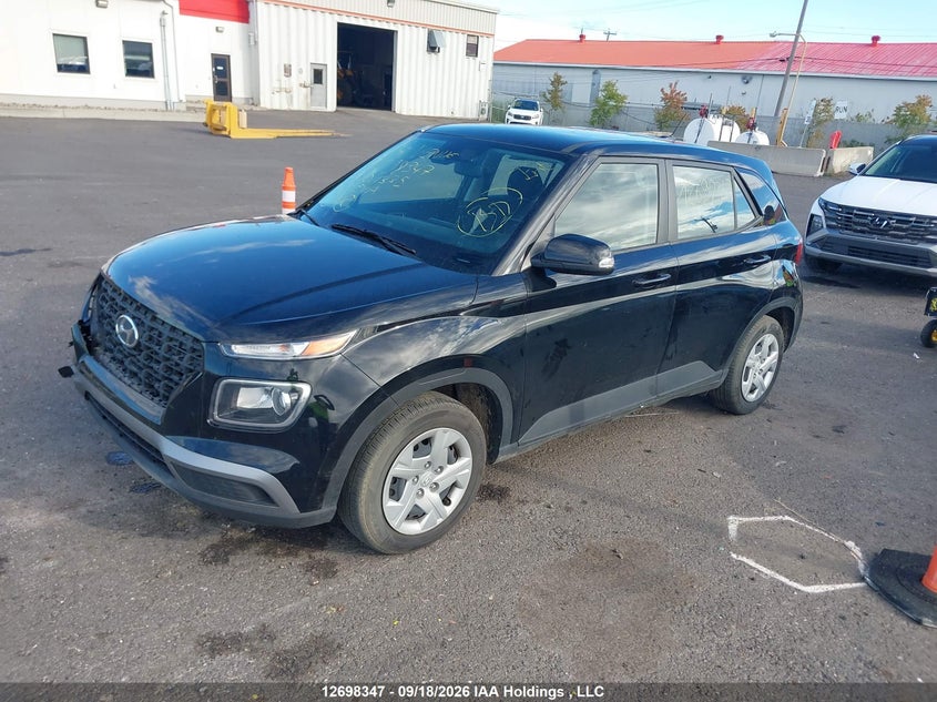 2024 Hyundai Venue Essential, Front, IAAI, VIN KMHRB8A38RU301335 — photo 2