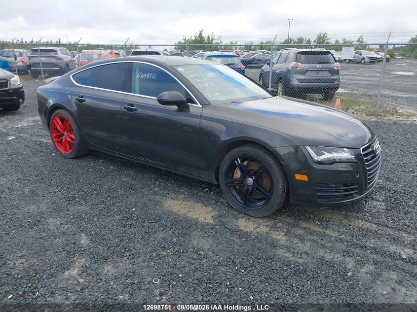 2014 Audi A7 Premium, Left Side, IAAI, VIN WAU2GCFC4EN090431