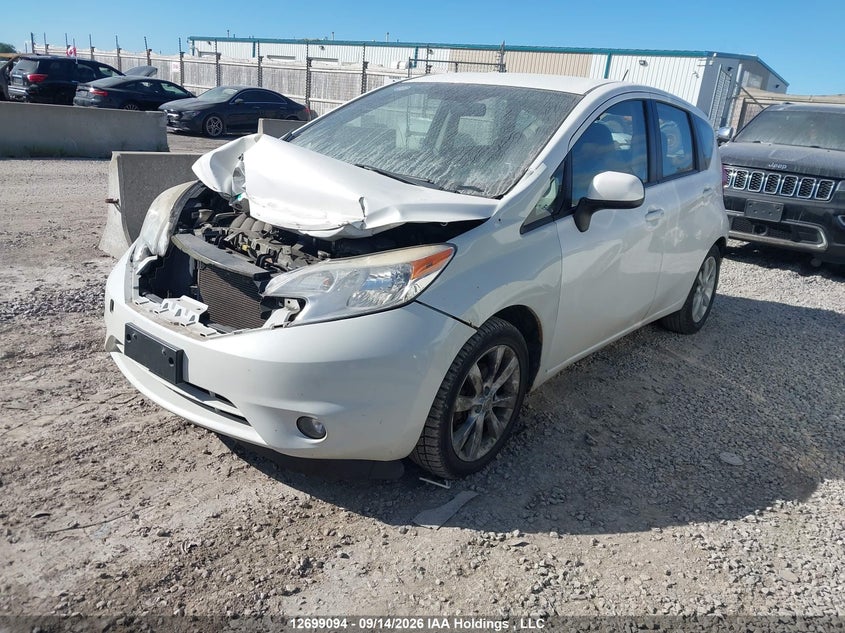 2014 Nissan Note, Удар спереду, IAAI, VIN 3N1CE2CP9EL356169 — фото 2
