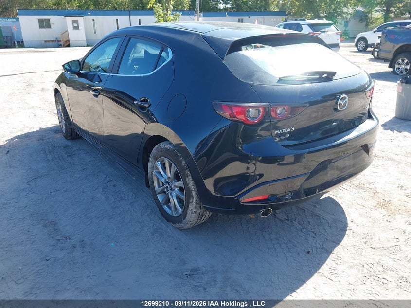 Vin: jm1bpalm5s1790644, lot: 3104459, mazda 3 20253