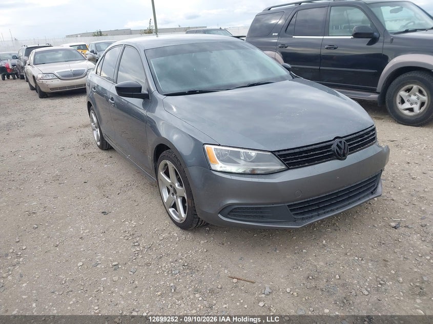 2013 Volkswagen Jetta S, Front, IAAI, VIN 3VW2K7AJXDM288063