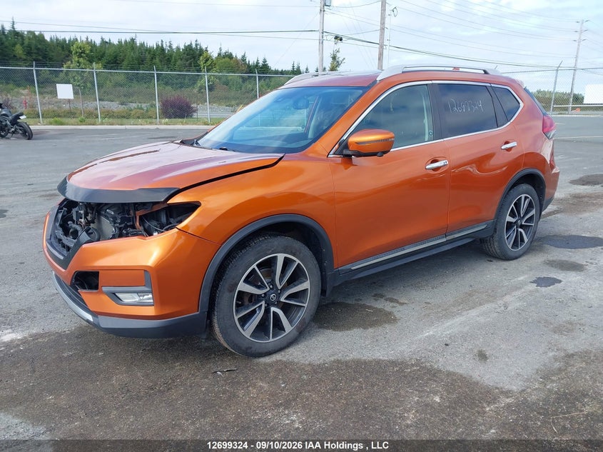 2017 Nissan Rogue, Удар спереду, IAAI, VIN 5N1AT2MV7HC734671 — фото 2