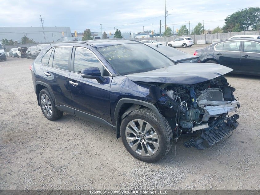 2025 Toyota Rav4 Xle, Front, IAAI, VIN 2T3R1RFV0SW553290