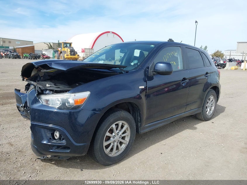 2011 Mitsubishi Rvr Se, Front, IAAI, VIN JA4AJ3AU3BZ603683 — photo 2