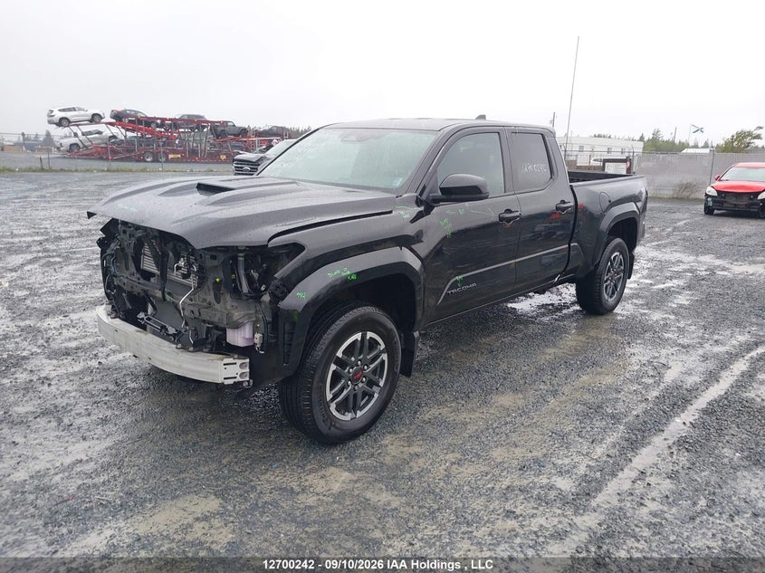 2024 Toyota Tacoma, Front, IAAI, VIN 3TYLB5JN0RT041788 — photo 2