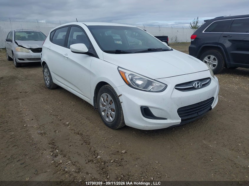 2015 Hyundai Accent Gs, Удар сзади, IAAI, VIN KMHCT5AE1FU198919