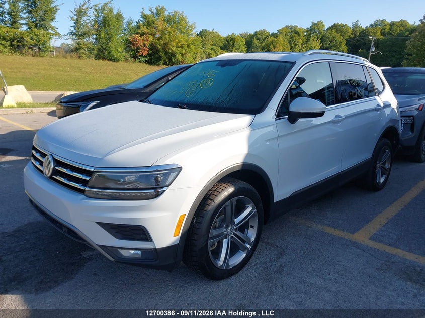 2018 Volkswagen Tiguan Highline, Left Rear, IAAI, VIN 3VV4B7AX4JM107097 — photo 2