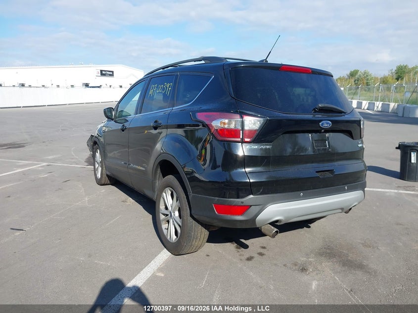 Vin: 1fmcu9g93hua34279, lot: 3105805, ford escape se 20173