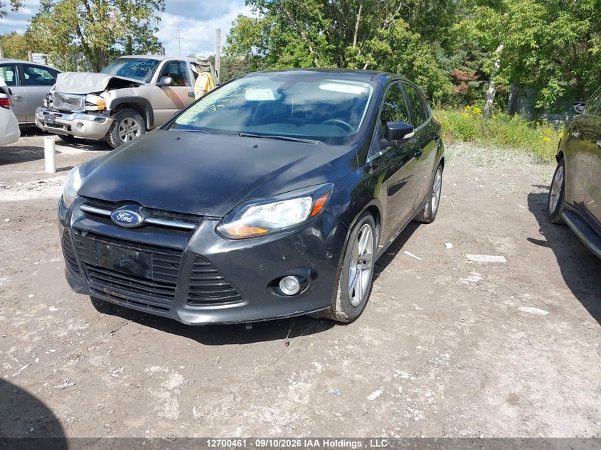 2012 Ford Focus Titanium, Front, IAAI, VIN 1FAHP3N21CL379660 — photo 2