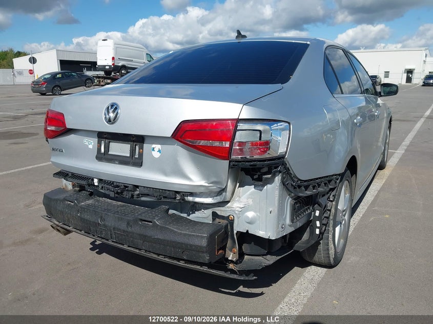 Vin: 3vw2k7aj7fm275368, lot: 3105931, volkswagen jetta 2.0l trendline/2.0l trendline+ 20154